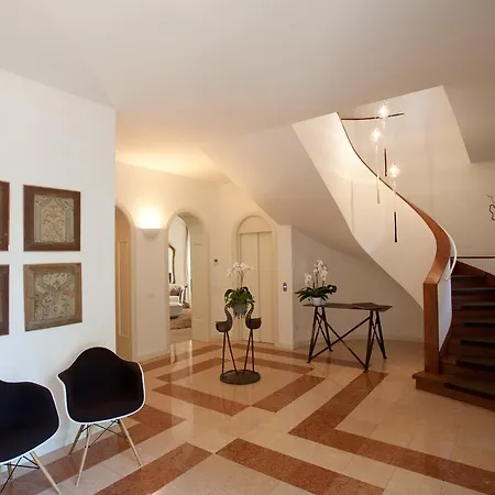 Costasanti Villa *
